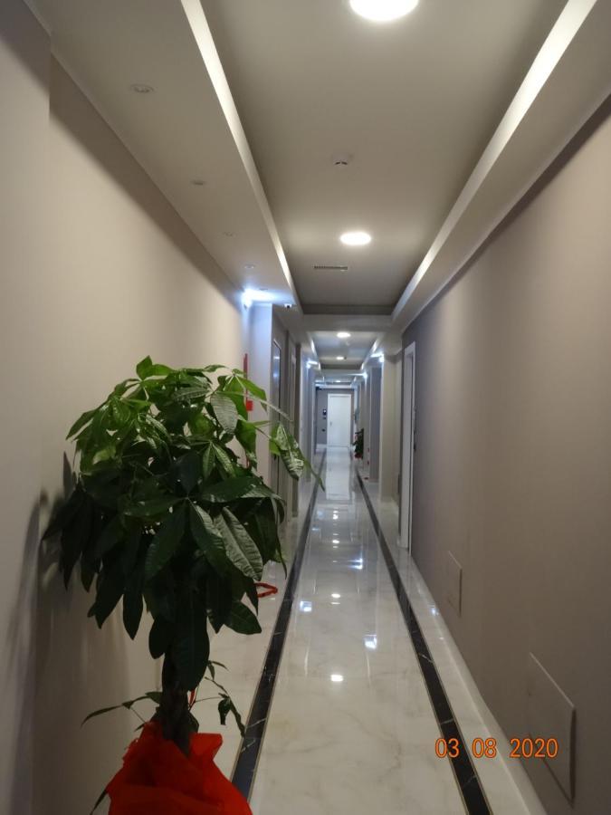 Folen Hotel Milan